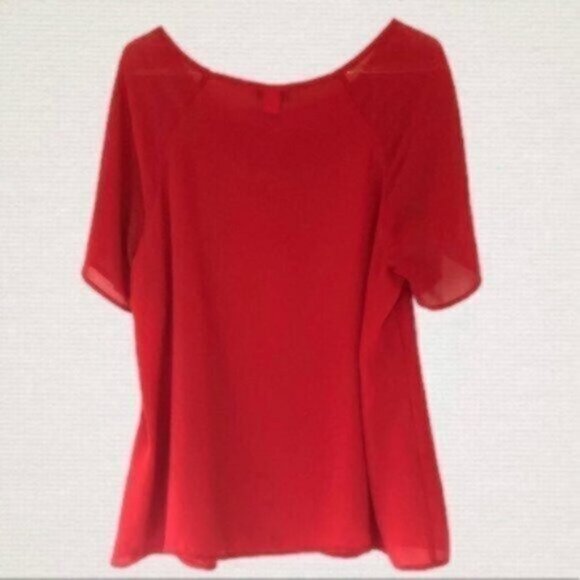 Torrid Red Blouse Size 00/10 (M/L) - Picture 2 of 4
